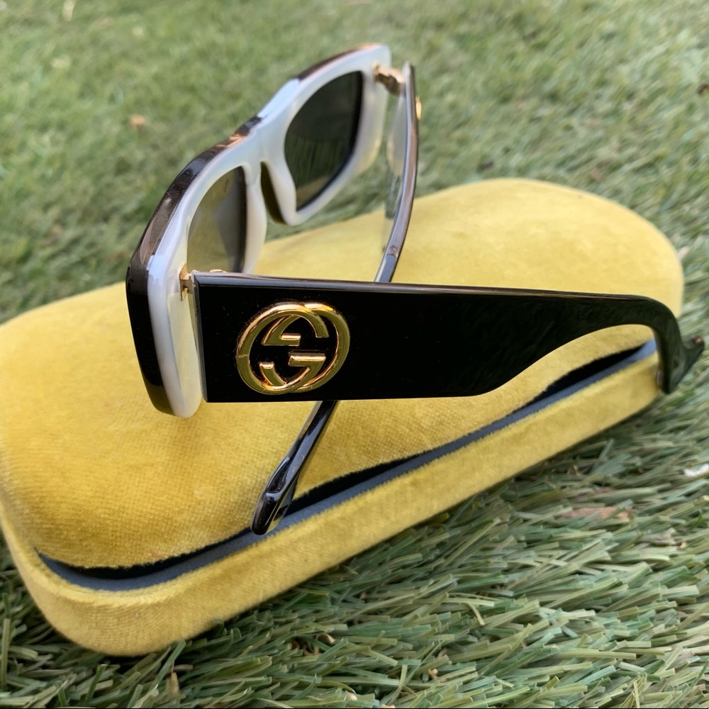 Gucci Seasonal Icon Black Sunglasses
